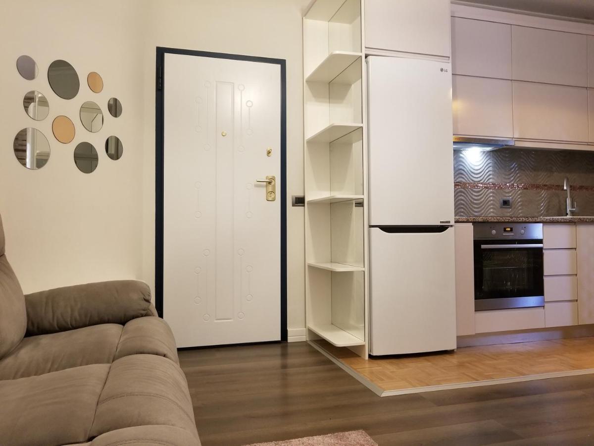 Oro Apartments Tiranë Ngoại thất bức ảnh