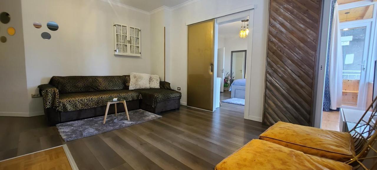 Oro Apartments Tiranë Ngoại thất bức ảnh